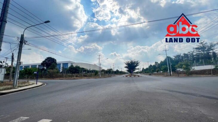 Cho Thuê Nhà Xưởng gần 1Ha khuôn viên độc lập KCN Long Khánh Tỉnh Đồng Nai.
