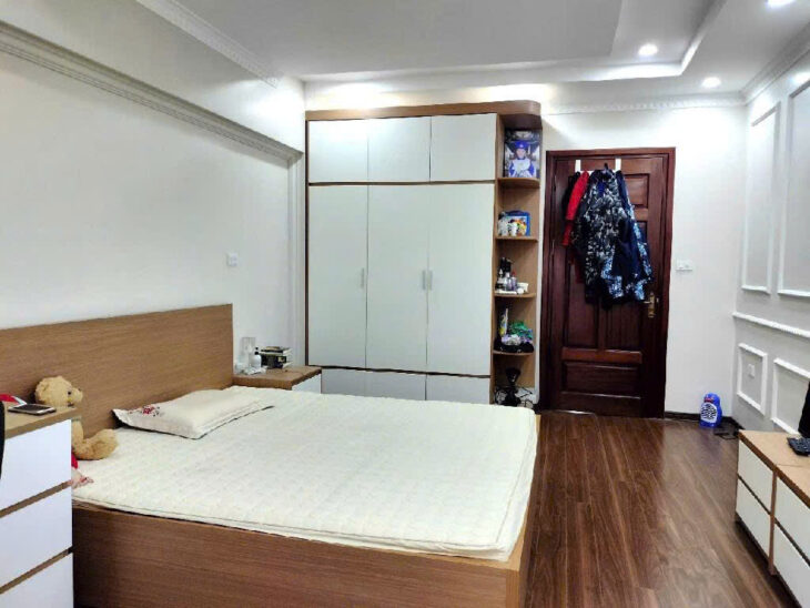 BÁN NHÀ BỒ ĐỀ 50M2* 4 TẦNG* 8.5 TỶ, FULL NỘI THẤT, Ô TÔ ĐỖ CỬA