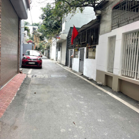 GÍA CỰC TỐT- NGỌC THỤY – 32M2 MT-5,5M – PHAN LÔ – OTO – CẠNH MIPEC – CHỈ 3TY6