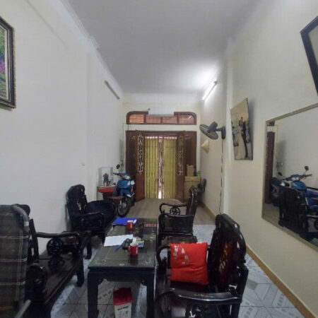 Bán nhà Thanh Xuân 72 Nguyễn Trãi, 2 thoáng, nở hậu