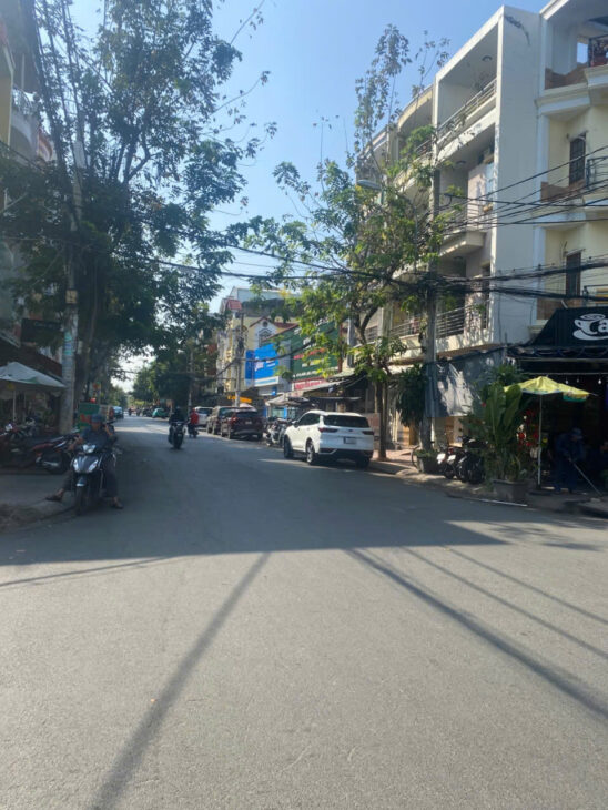 NHÀ ĐẸP AU DUONG LAN – 42M2 X 3 TẦNG – 5.85 TỶ – [P3,Q8].