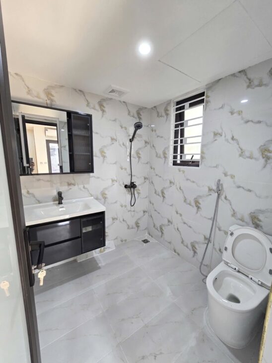 SIÊU PHẨM THÁI HÀ-NHÀ MỚI-6 TẦNG THANG MÁY ĐẸP NHƯ KHÁCH SẠN 5*