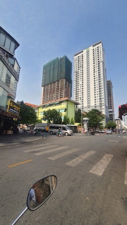 BÁN NHÀ 2 MẶT TIỀN,TẠI CÔ GIANG 5 TẦNG GẦN ĐƯỜNG LỚN KINH DOANH, VĂN PHÒNG, CHDV…