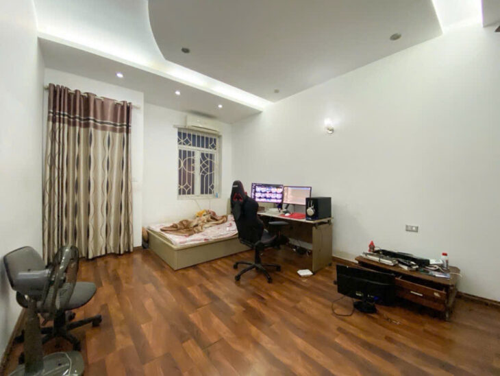 YÊN LÃNG ĐỐNG ĐA DIỆN TÍCH 32 MÉT,5 TẦNG,MẶT TIỀN 6 MÉT, KINH DOANH ĐỈNH CAO,GIÁ CHỦ THU NÉT 5,5