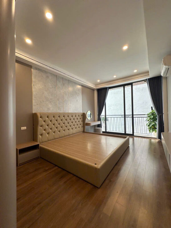 BÁN NHÀ NGUYỄN VĂN CỪ 45M2* 4 TẦNG* 9.2 TỶ, MẶT NGÕ KINH DOANH, Ô TÔ VÀO NHÀ.