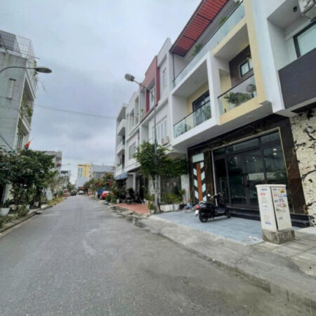 Bán nhà tuyến 2 TĐC Tam Kỳ, 65m 4 tầng, đường 12m, Giá 5.6 tỉ, gần Cục Thuế