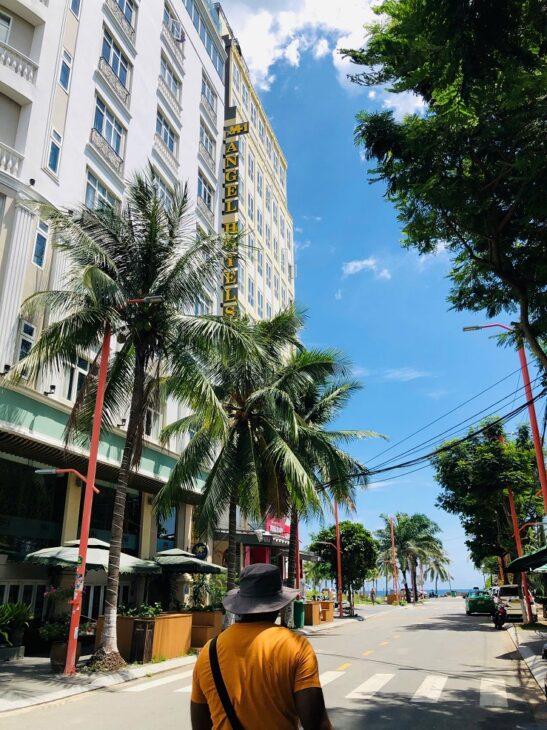 BÁN LÔ ĐẤT MẶT TIỀN NGÔ THÌ SĨ, TRỤC THÔNG BIỂN