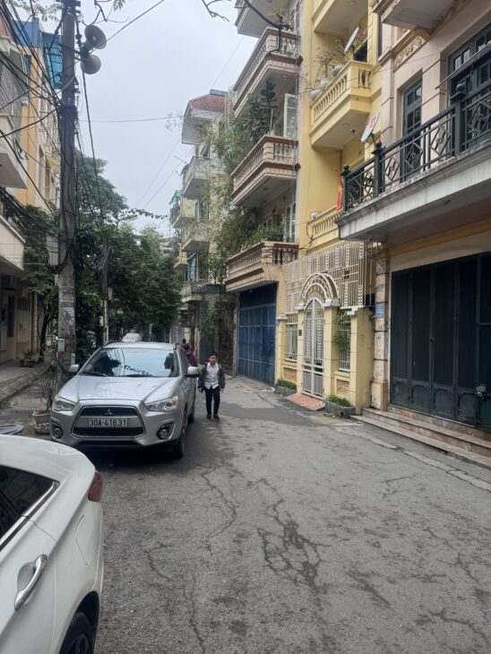 Cần bán nhà phân lô 4 tầng 65m mt 5m phố HOÀNG NGỌC PHÁCH – Đống Đa