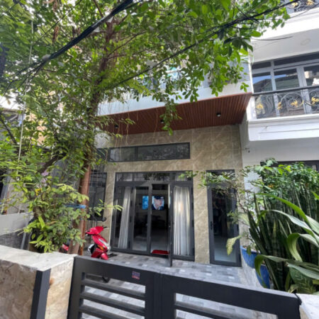 ???? CÁCH MẠNG THÁNG TÁM – Q.10 – 95M2 – NGANG KHỦNG 6M + NỞ HẬU – NHÀ MỚI 100% – 4 TẦNG – CHỈ NHỈNH