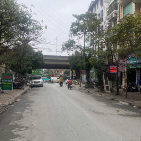 Giảm 200tr , bán gấp nhà phố Đại Từ , Hoàng Mai 35M x 6T x Mt4.2 giá 6.8 tỷ