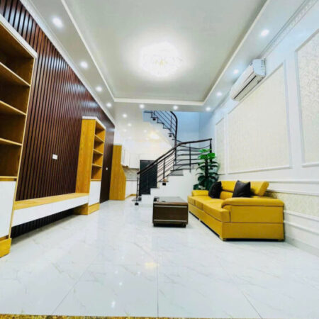 Giảm giá , bán gấp nhà phố Kim Ngưu , Hai Bà Trưng 38/42M x 4T x Mt4.3