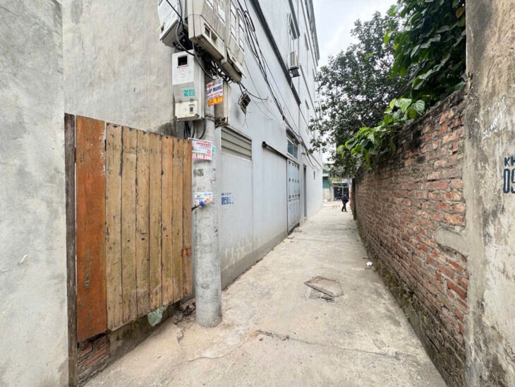 CỰC HIẾM – NGỌC THỤY TỔ 36 – 38M2 – 2TY4 – TẶNG GPXD – 1 NHÀ RA PHỐ – OTO – SỔ ĐỎ CHÍNH CHỦ – PHÁP