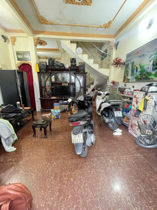 ngây hồ văn lông .gần chợ bà hôm cũ -tân tạo bình tân -45m x3 tầng hxh tông thoáng – chính chu bán