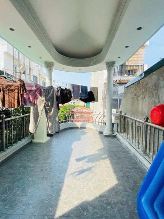 bán nhà Đống Đa 56m Đông Các, ô tô tránh, kinh doanh, nở hậu