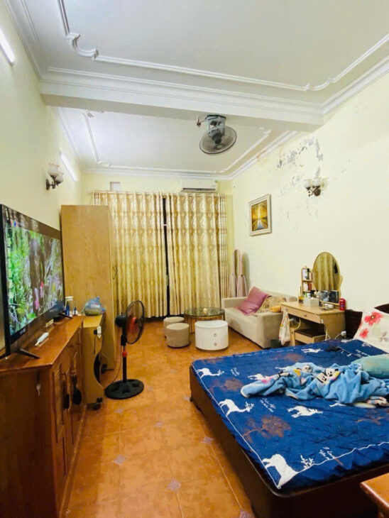 bán nhà Đống Đa 56m Đông Các, ô tô tránh, kinh doanh, nở hậu