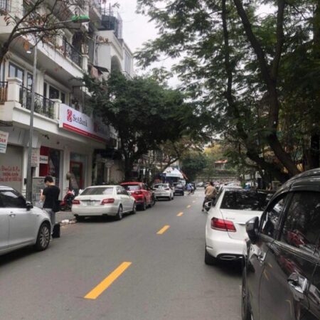 Bán nhà ngã 5 phố Nhà Hoả, Bát Đàn, Đường Thành, Phùng Hưng 65m mặt tiền gần 5m đang cho thuê dòng