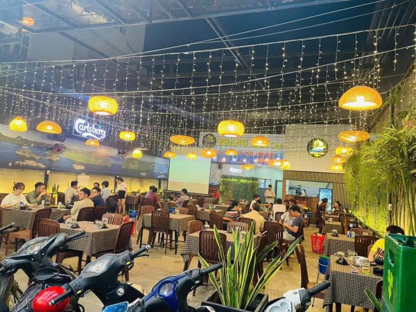 Quận Thủ Đức ! SANG RẺ NHÀ HÀNG – Quán Ăn, DT : 10m x 30m,Khu TRUNG TÂM MT ĐƯỜNG SẦM UẤT , Tel :