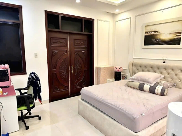 Bán nhà mặt phố Q.9, 100m², 3 tầng, 4PN, 8.6 tỷ, sổ hồng “`