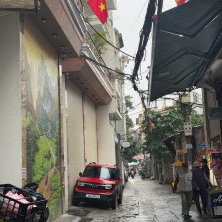 NHÀ LÔ GÓC ,THANG MÁY NGÕ THÔNG – CÁCH Ô TÔ 20M – FULL NỘI THẤT – SỔ ĐỎ CHÍNH CHỦ Vị trí đẹp gần