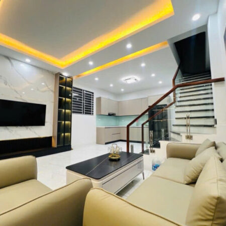 NHÀ ĐẸP Ở LUÔN – MẶT NGÕ THÔNG – DÂN XÂY – 4 TẦNG – 40m2 – chỉ hơn 6Ty