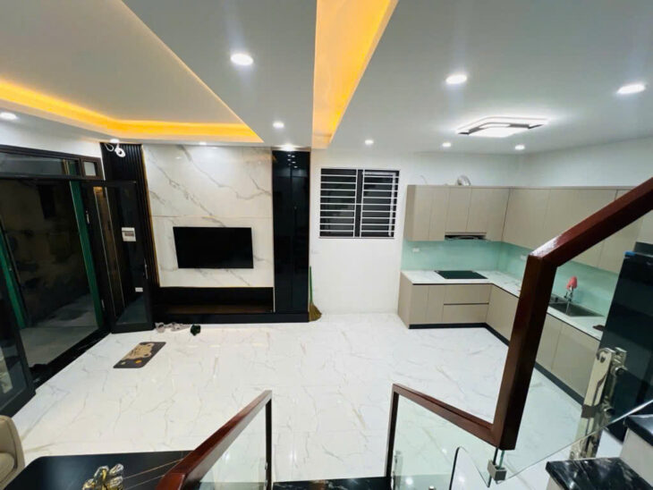 NHÀ ĐẸP Ở LUÔN – MẶT NGÕ THÔNG – DÂN XÂY – 4 TẦNG – 40m2 – chỉ hơn 6Ty