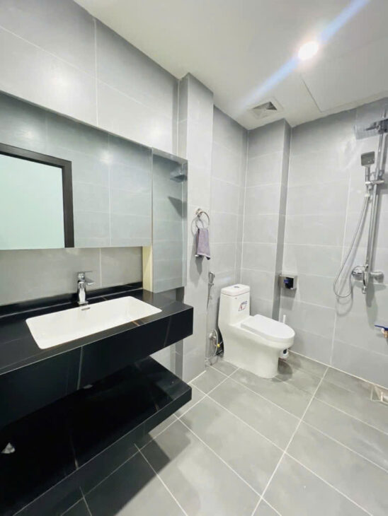 NHÀ ĐẸP Ở LUÔN – MẶT NGÕ THÔNG – DÂN XÂY – 4 TẦNG – 40m2 – chỉ hơn 6Ty
