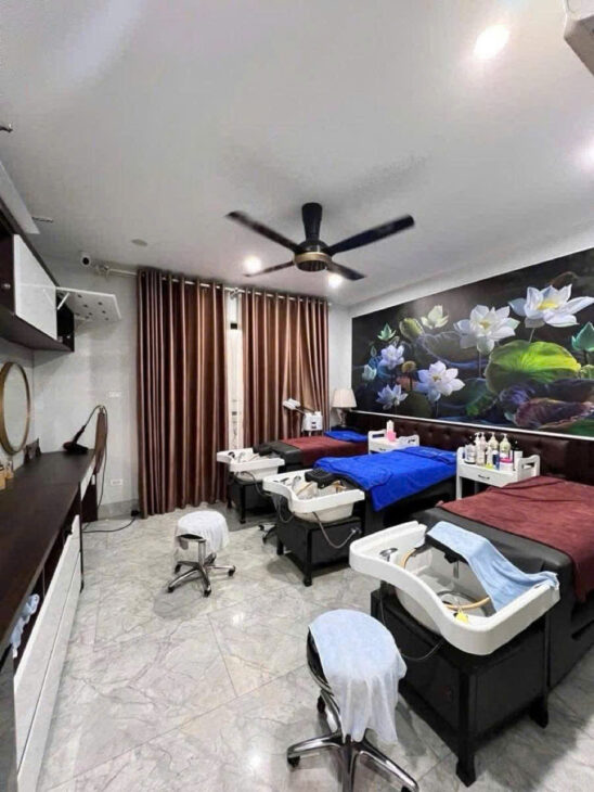 Bán nhà Mặt Phố Giảng Võ 37m2 nhỉnh12 tỷ mặt tiền 4,3m Kinh Doanh- 4 làn oto