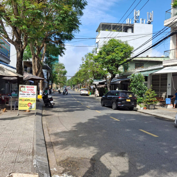 # Cho Thuê Đất Mặt tiền Hà Thị Thân, gần 200m2, ngang 14m, 25tr/th