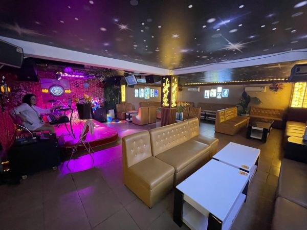 Quận Tân Phú , Cần Sang Phòng Trà Cafe Hát với nhau Tại 39 Cầu Xéo, F. Tân Quý,Thuê MB Chỉ 12