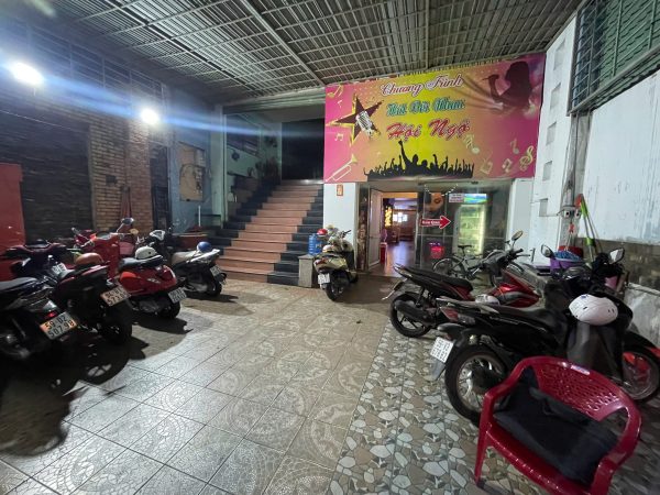 Quận Tân Phú , Cần Sang Phòng Trà Cafe Hát với nhau Tại 39 Cầu Xéo, F. Tân Quý,Thuê MB Chỉ 12