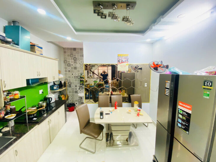 N261- gấp bán xuất cảnh – HUỲNH VĂN BÁNH – 60m2 – 4 TẦNG btct , 5PN , – 8 tỷ 250