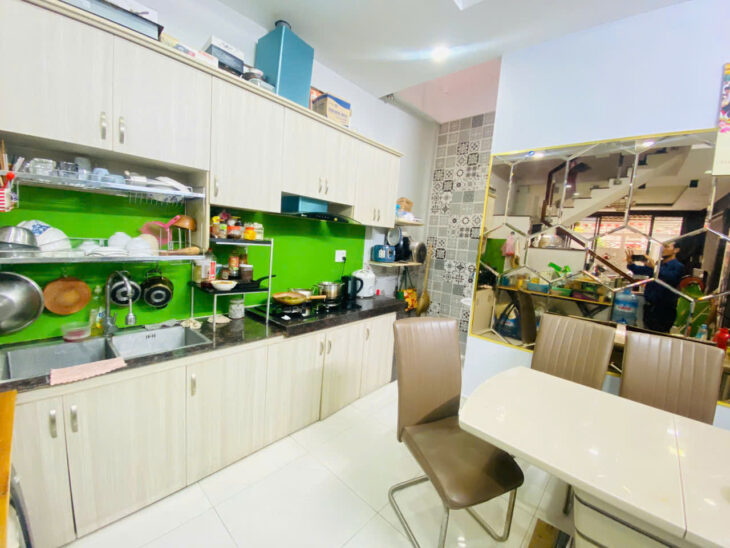 N261- gấp bán xuất cảnh – HUỲNH VĂN BÁNH – 60m2 – 4 TẦNG btct , 5PN , – 8 tỷ 250