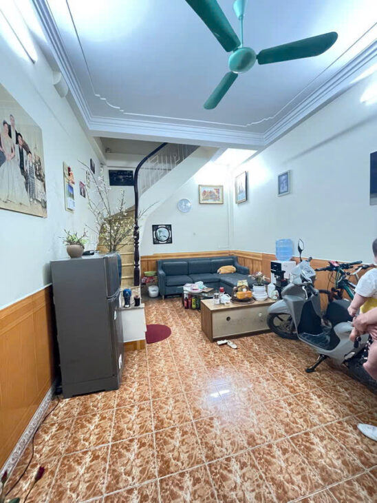 Bán Nhà Trung Tâm Đống Đa – Khu VIP Hiếm Người Bán Nhà kết cấu 5 Tầng x 27m, nhỉnh 7 tỷ.