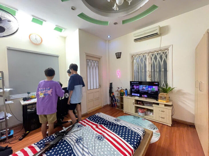 bán nhà Đống Đa 46m thái Thịnh, lô góc, ô tô đỗ cửa