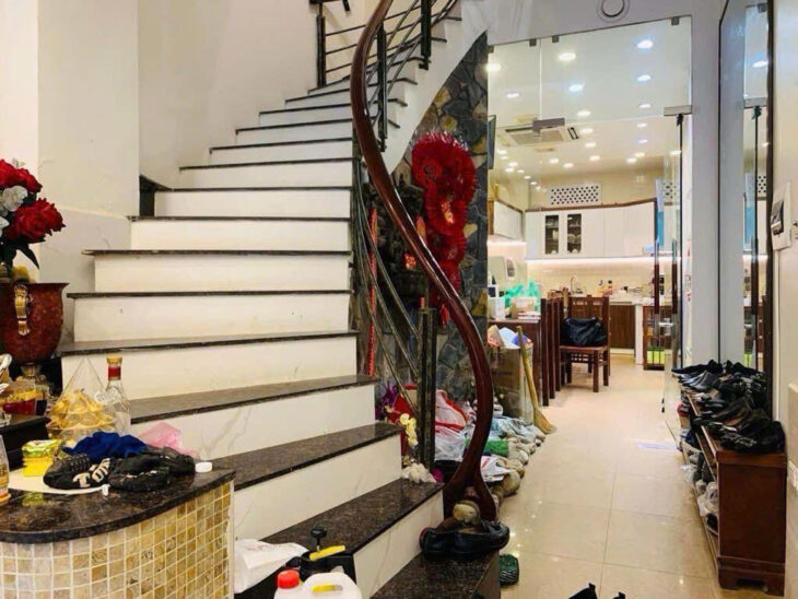 bán nhà Đống Đa 53m Trung Liệt,, mặt phố ô tô tránh đỗ, kinh doanh sầm uất