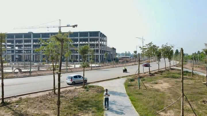 Z Đất nền liền kề dt75-112m2, đường 20m, vỉa hè 5m thủ phủ công nghiệp Tân Hưng-Bắc Giang chỉ 2 tỷ