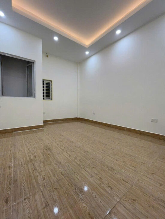 BÁN NHÀ ĐẸP VŨ TÔNG PHAN, NGÕ NÔNG, 5M RA Ô TÔ TRÁNH, 4 TẦNG, 11 TỶ.