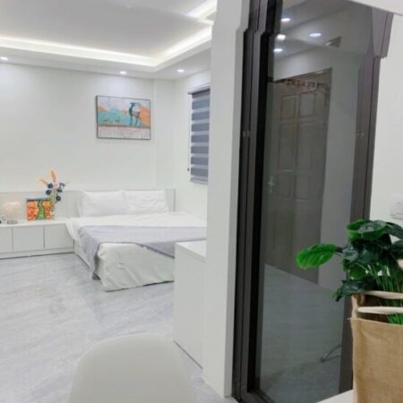 BÁN NHÀ -CCMN-PHỐ PHẠM NGỌC THẠCH-6 TẦNG -10 PHÒNG- THÁNG MÁY – GẦN PHỐ