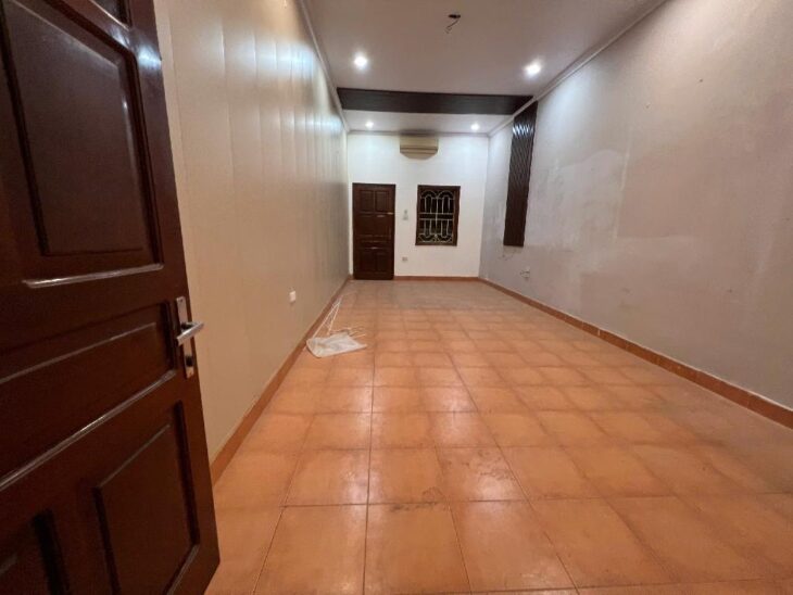 BÁN NHÀ –MẶT NGÕ TRUNG TẢ-VĂN TRƯƠNG- MẶT TIỀN RỘNG – SỔ VUÔNG-GẦN PHỐ