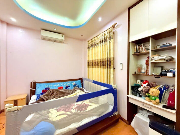 Bán nhà phố Quan Nhân – 5 Tầng dân xây kiên cố nội thất đẹp, ô tô lý thuyết mặt tiền đẹ