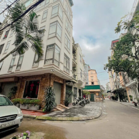 Bán nhà phân lô Tây kết, hai Bà Trưng 44m x 5PN, vỉa hè, KD, ô tô vào nhà, giá 11 tỷ. LH: 0366051369