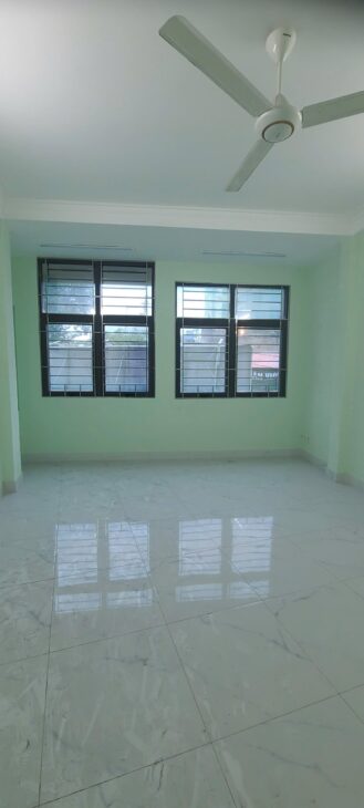 NHÀ BÁN MẶT TIỀN KINH DOANH ĐƯỜNG LÊ LAI, GẦN BỆNH VIỆN 175, LH E XE NHÀ NGAY 0965526259 THÚY