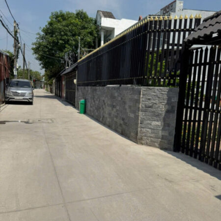 NHÀ DT KHỦNG 8X22M SHR HẺM XE TẢI THỚI TAM THÔN TRỊNH THỊ MIẾNG HÓC MÔN