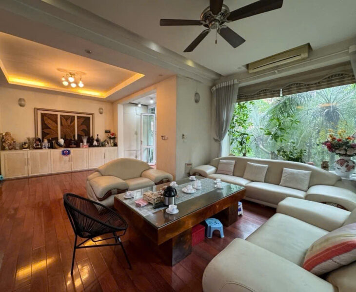 Biệt Thự ĐL Viglacera Đại Mỗ 170m², 3 tầng, Vị Trí Đẹp, vỉa hè ô tô tránh, giá 32.tỷ9