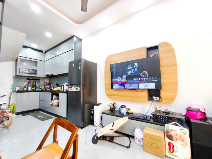 NHÀ ĐẸP HOÀNG MAI – 5 TẦNG MỚI KOONG – NGÕ THÔNG – 5M OTO CHẠY – GIÁ 6 TỶ