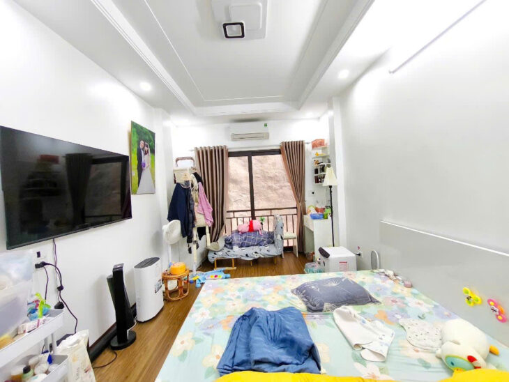 NHÀ ĐẸP HOÀNG MAI – 5 TẦNG MỚI KOONG – NGÕ THÔNG – 5M OTO CHẠY – GIÁ 6 TỶ