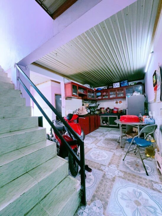 NP455 BÁN NHÀ 1 LẦU 1 TRỆT P.HỐ NAI GÓC 2 MẶT TIỀN 102M2 SHR GIÁ 3 TỶ 3