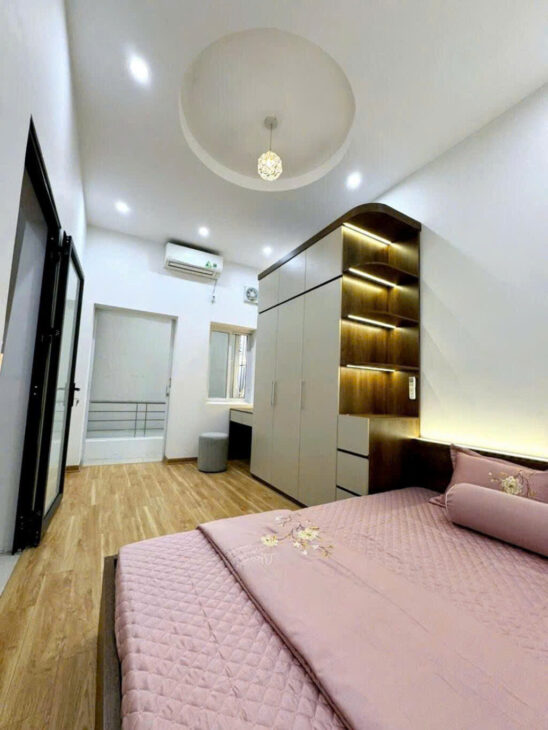TRẦN QUANG DIỆU – HOÀNG CẦU DIỆN TÍCH 30 MÉT, 4 TÂNG, SÁT Ô TO TRÁNH, CHỈ 5,95 TỶ