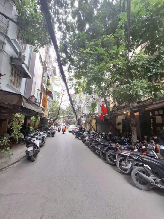 TRẦN QUANG DIỆU – HOÀNG CẦU DIỆN TÍCH 30 MÉT, 4 TÂNG, SÁT Ô TO TRÁNH, CHỈ 5,95 TỶ