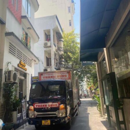 Bán Nhà HxH Nguyễn Trãi, Quận 1, 6x11m, 12PN full 35 triệu/ tháng giá bán 13,8 tỷ